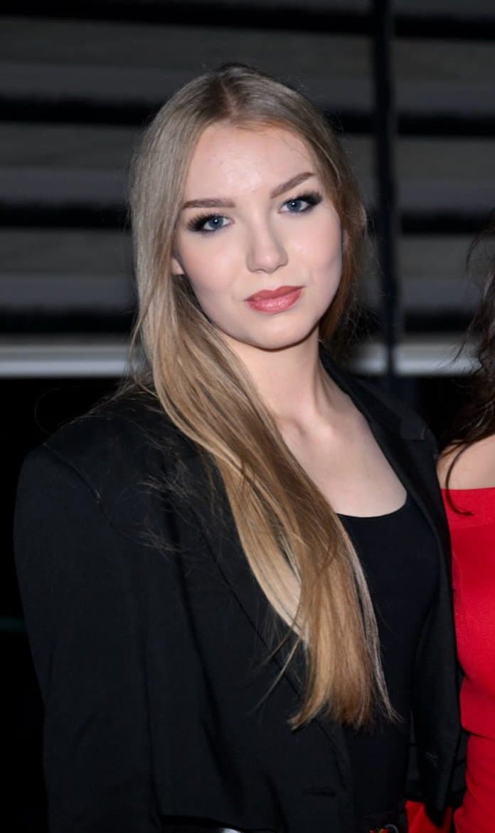 Blonde having fun in the car