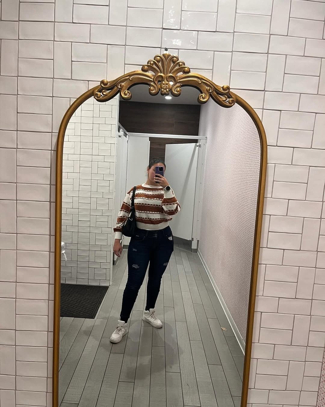 Chave Gomez, Chave.e96, Diana Gomez, dianaleach044, Diana Elizabeth Gomez Leach