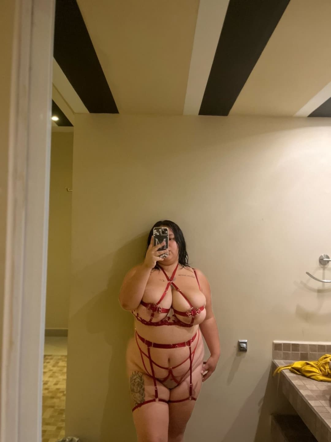 Fat bitch selling some expensive photos, at least those are some huge tits