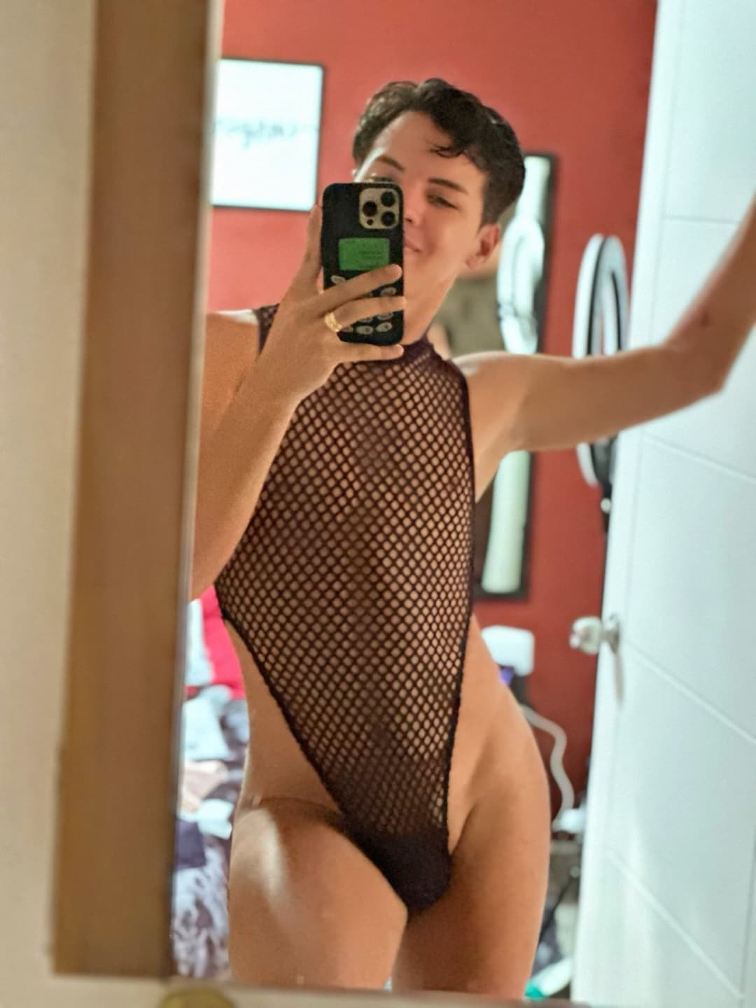 ALEJO ? HOT TWINK ASS ?