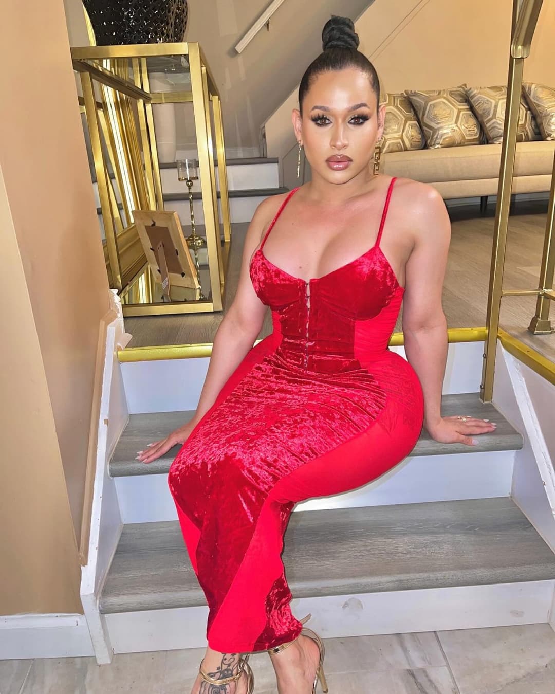 Most sexiest trans and femboys