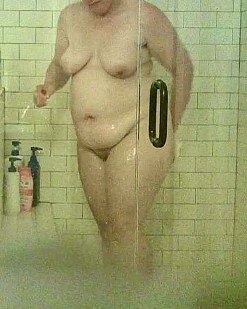 Wife Melissa 42yo Florida USA ?? Candid Sneak Shots