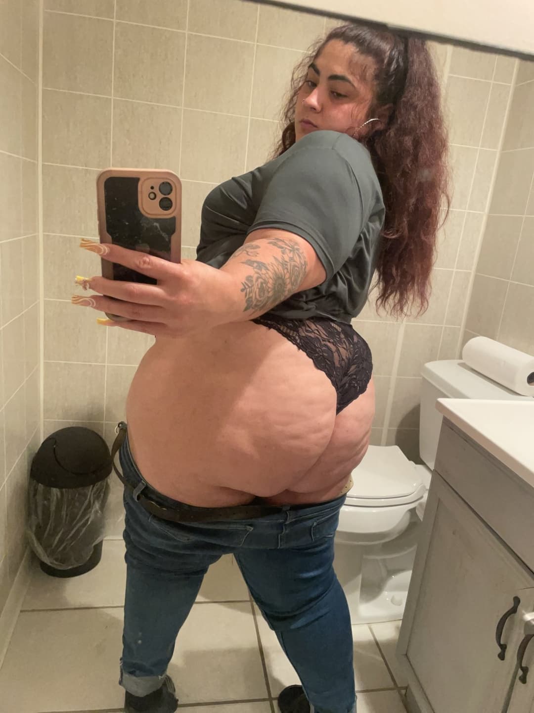 Daya Latina Bbw