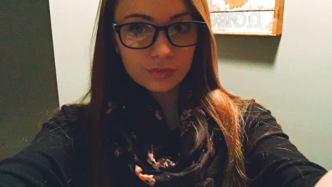 Stupid white slut use to love bbc until she got my big white cock