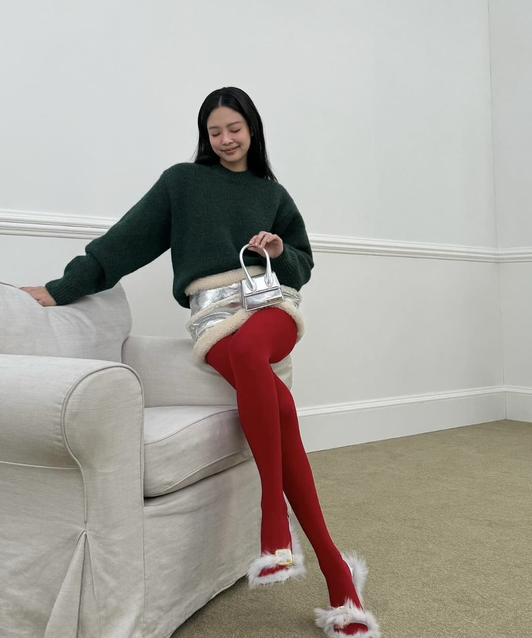 JENNIE ASIAN PANTYHOSE FEET SLUT