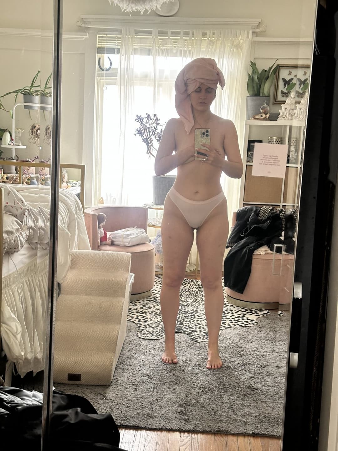 Cave Bitch Plays Whore