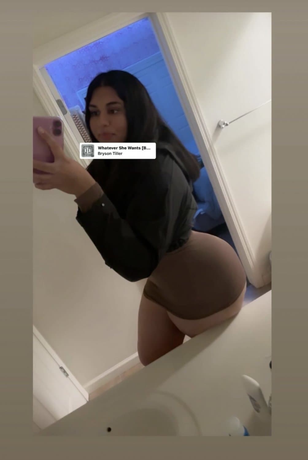 Sexy NRI Indian teen with ugly face but biggest ass ever ??