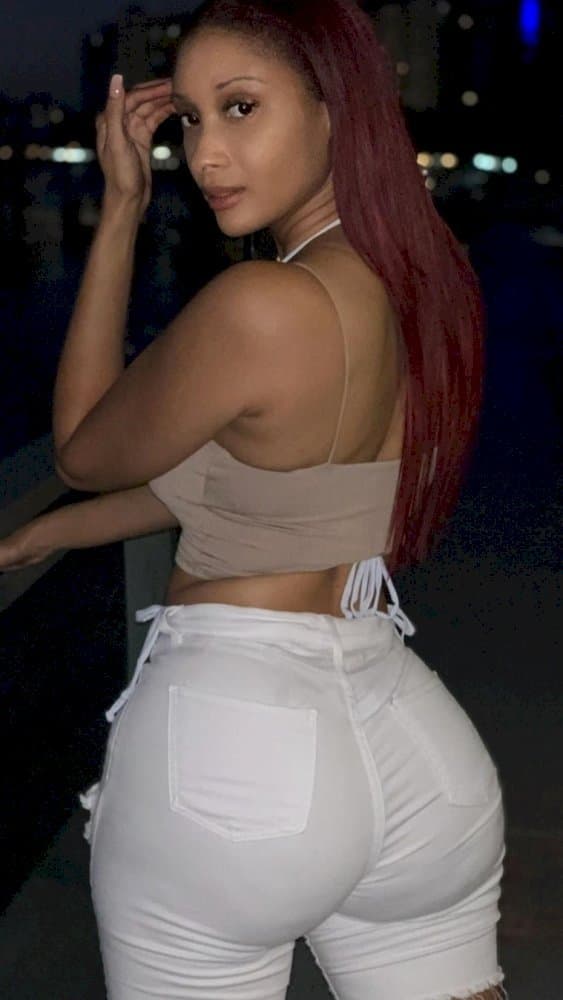 Wanna see her butthole? Call her the N word if you wanna see it.