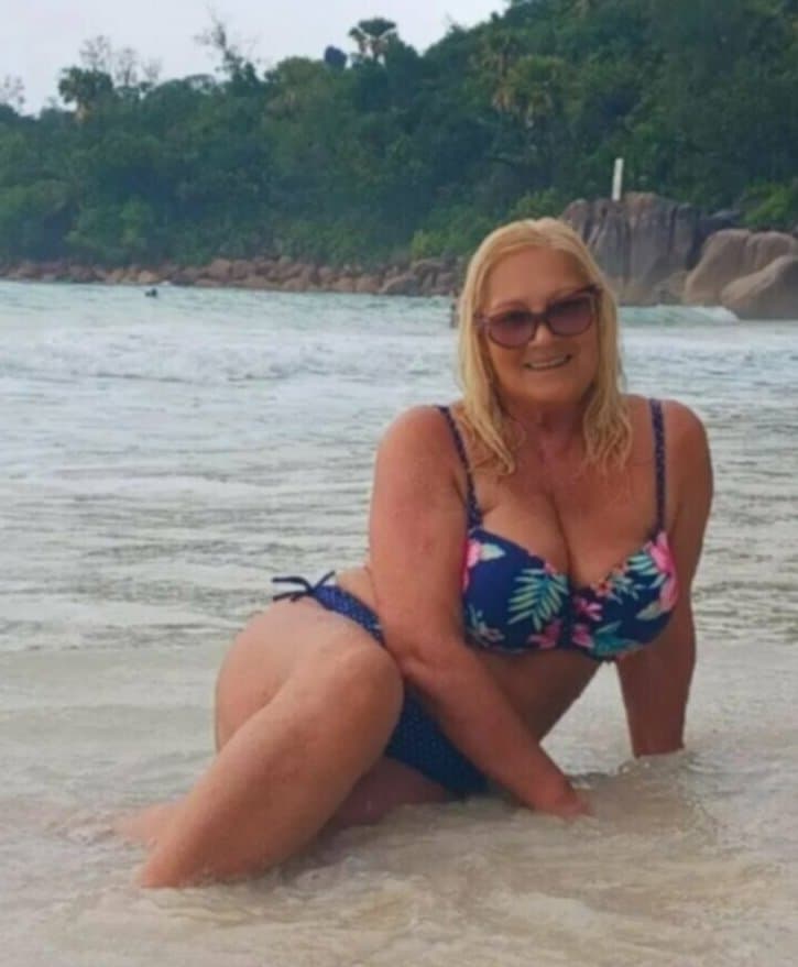 Let Naked Women Be The Women They Want To Be 25/11