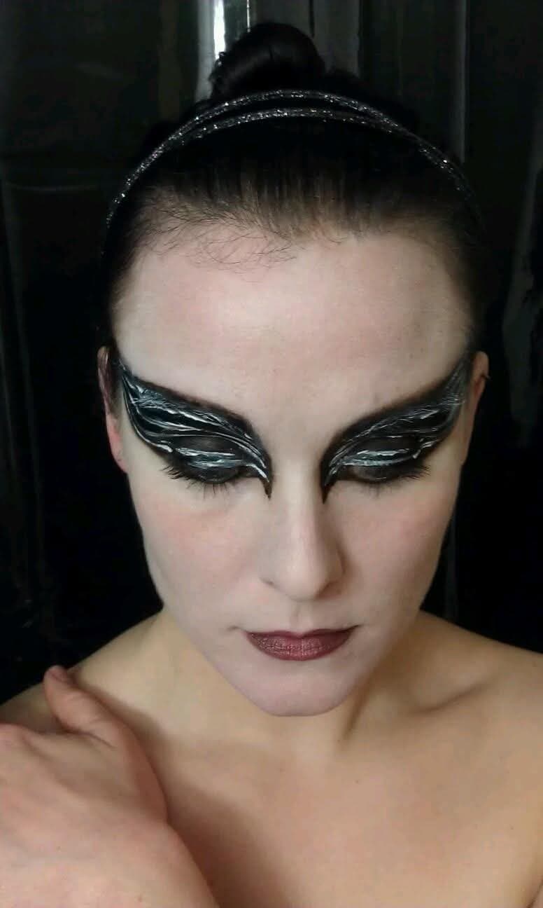 Sexy black swan