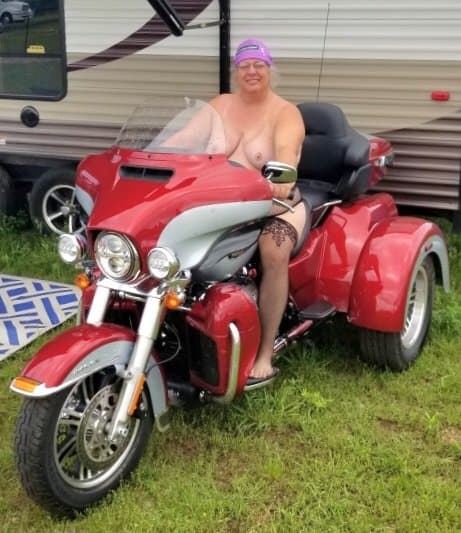 Click to view full size 60yr old Wife Full Nude