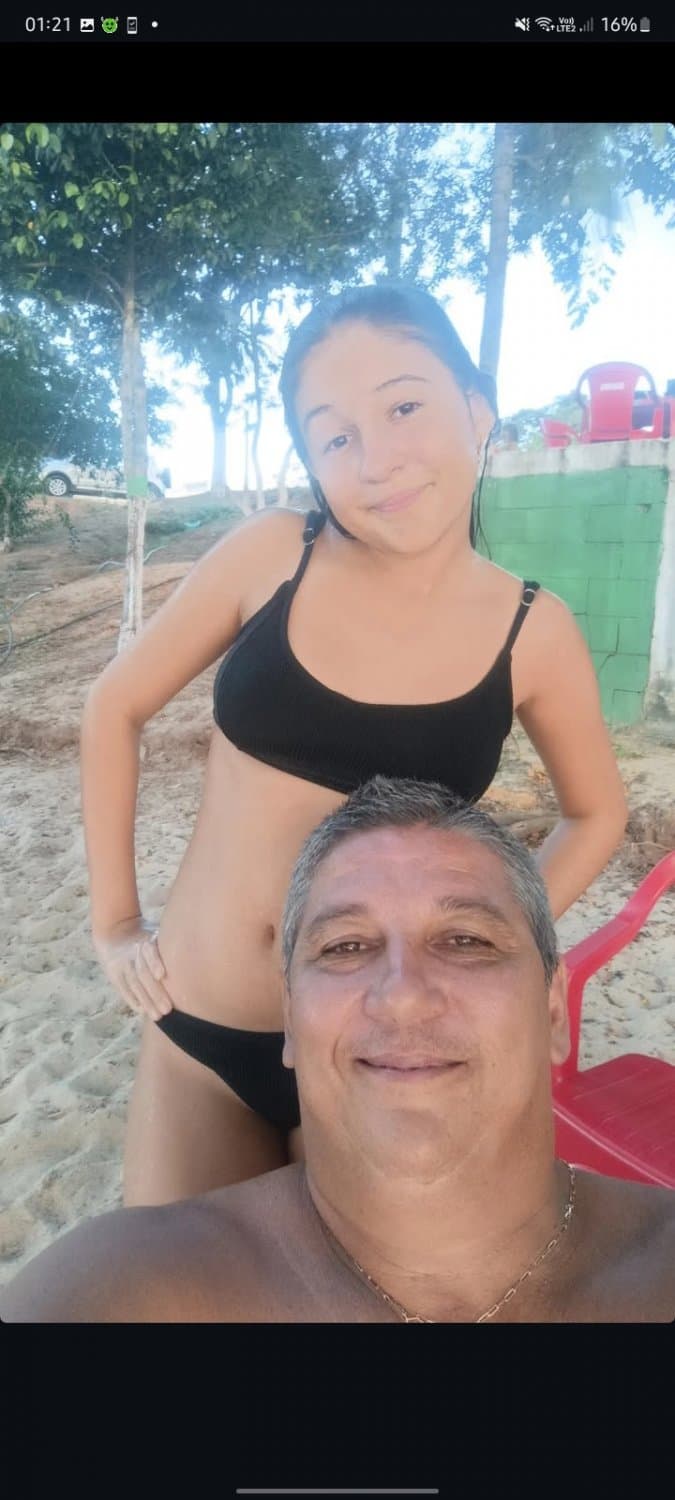 Anna laura, novinha escolar gostosa