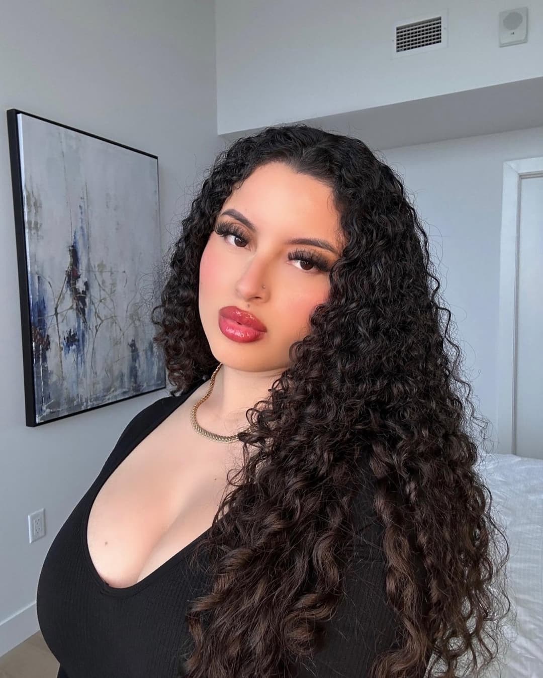 Slut I went to high school with @Siarlyxo