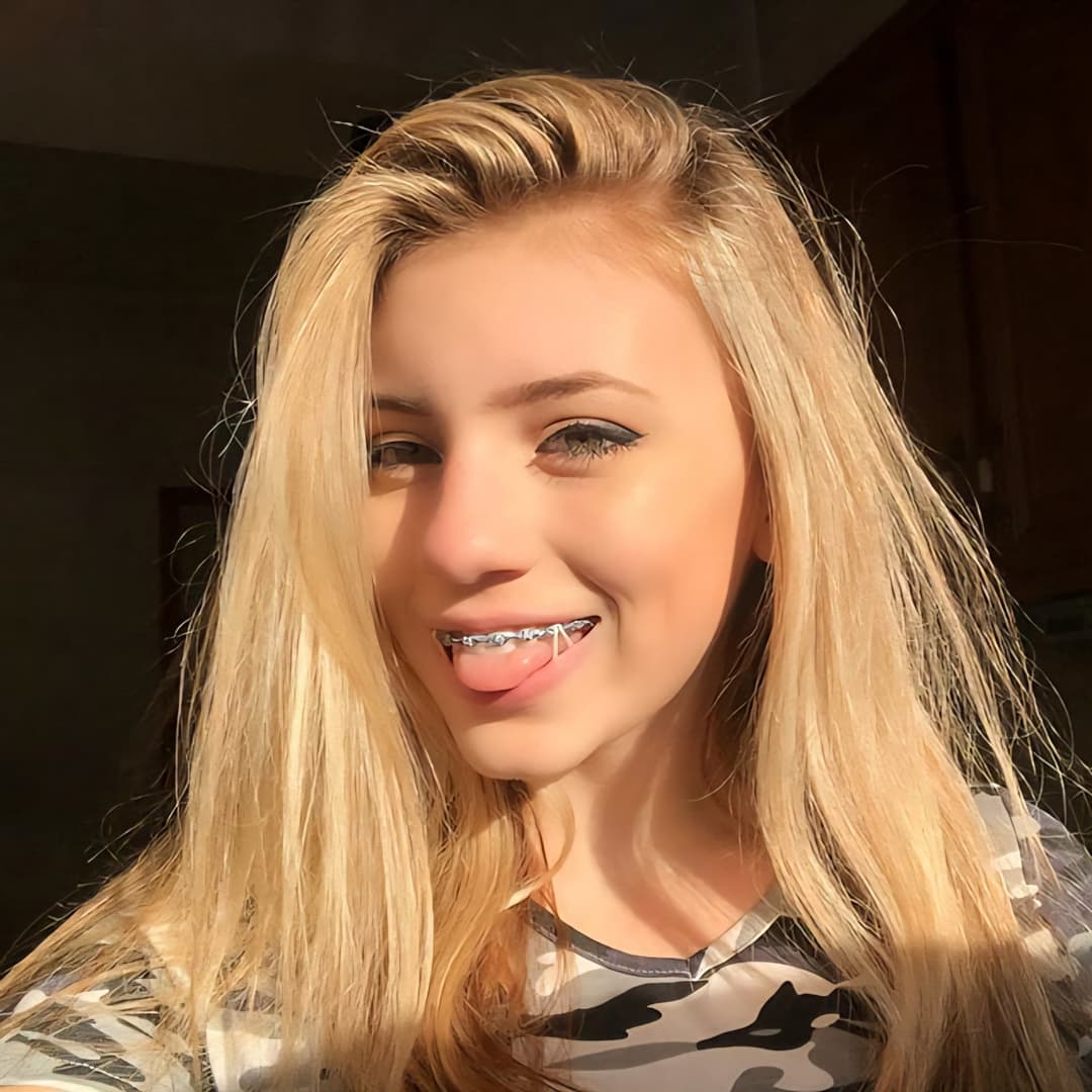 Click to view full size Throwback teens with braces cum and cute 18+