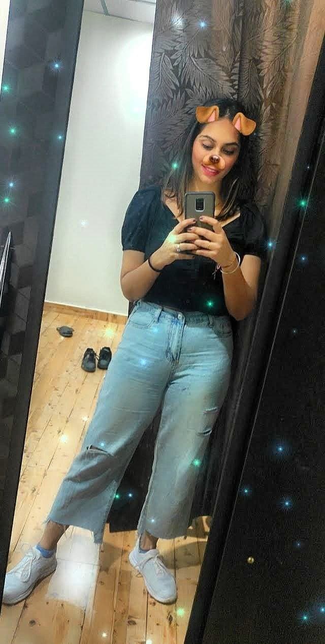 Beautiful punjabi busty babe leaked collection ??? hottest sardarni Muskan kaur randi