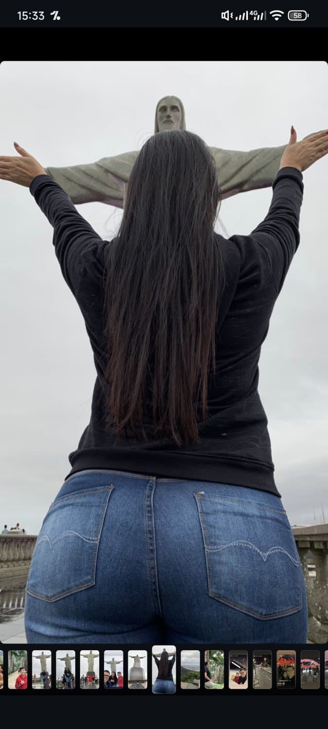 Safada, gostosa que ama uma casa de swing