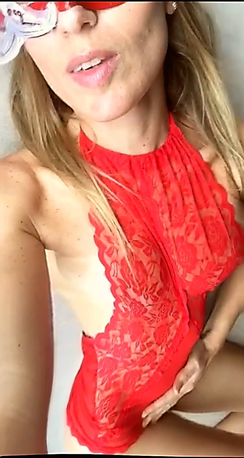 My First Post! Mi Primer Post! Anastasia HotWife! Esposa Loba Selfie Lover Real Amateur MILF