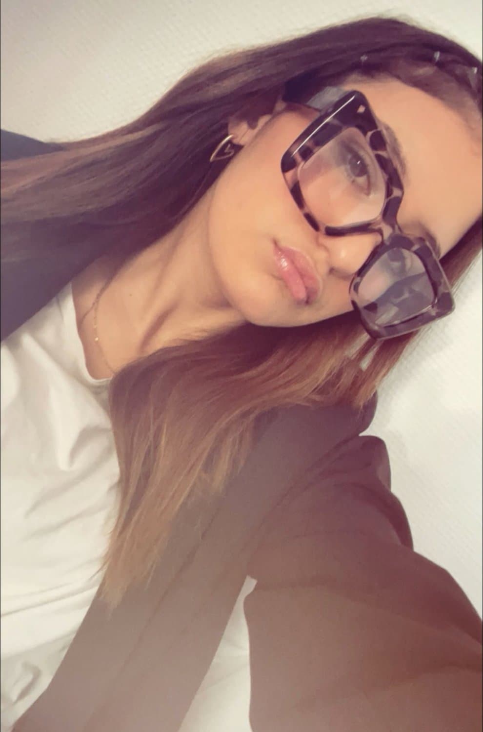 Francaise maigre au petit cul sexy