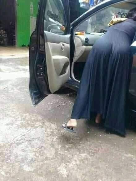 Hijab arabian milf in street ?hidden camera