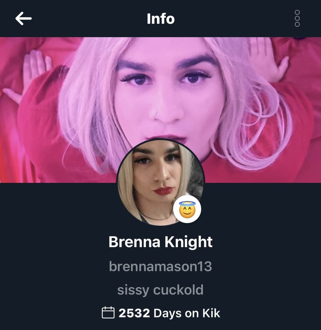 Click to view full size Brenna Knight stuffing her holes like the true cockwhore she is..Kik-brennamason13