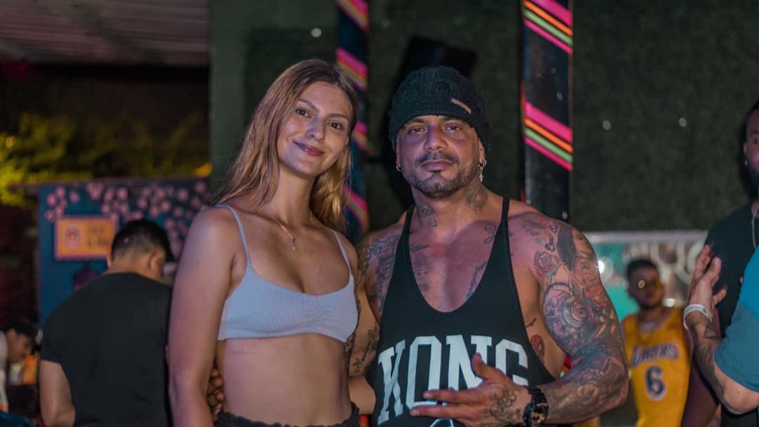 Supermodel goddess drinks sperm from 100 men