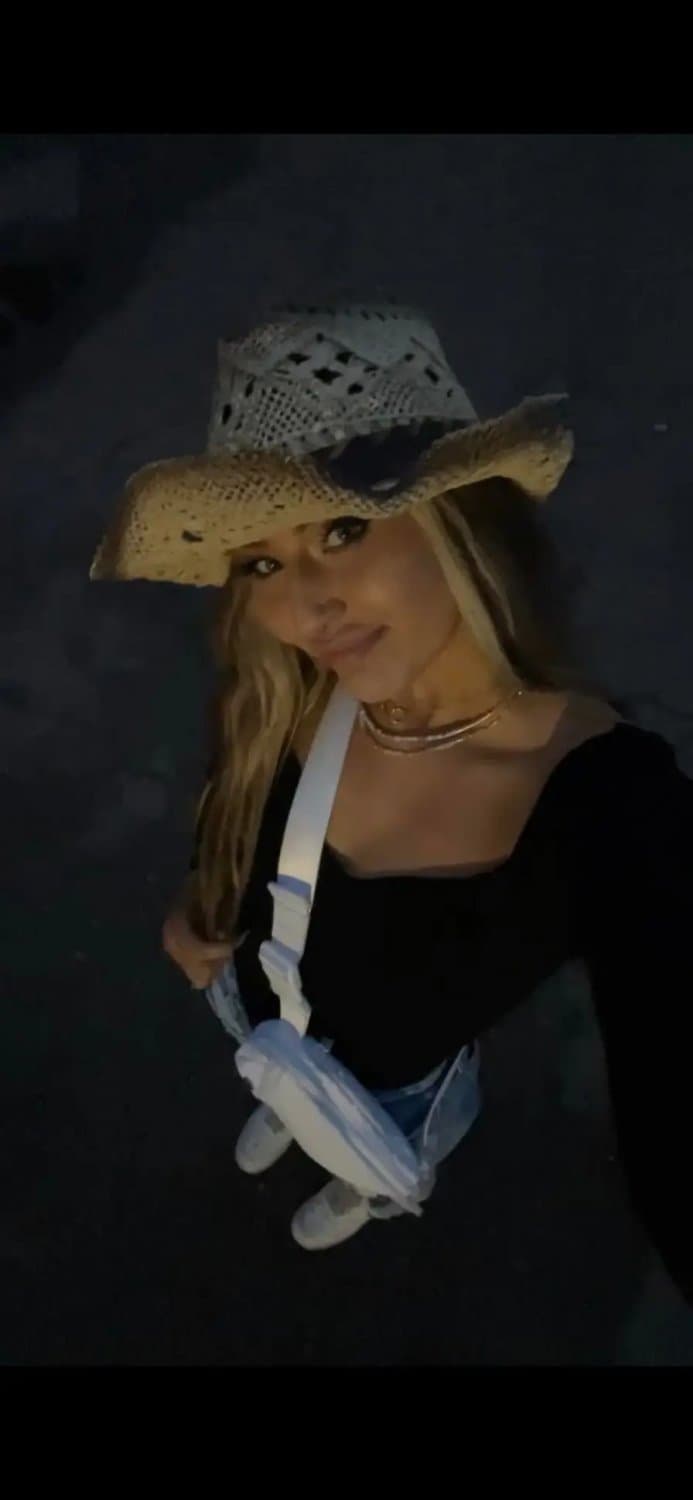 Hot slutty blonde party chic wants you to goon to her skanky whore body