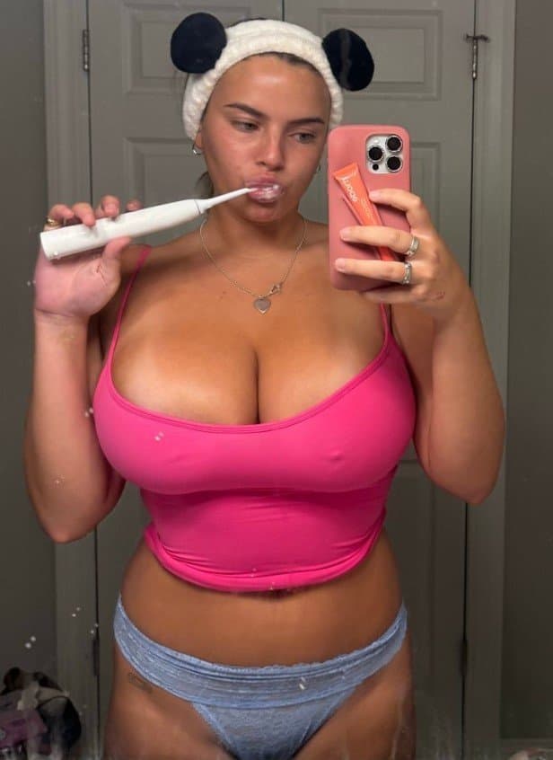 Tits sitting in nice tops 5