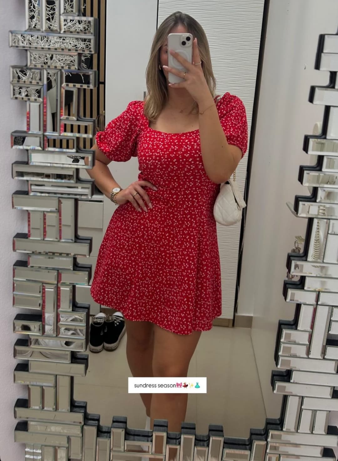 Amina.. Tuzla??/Wien?? Kommentiert geil / Komentarisite! Ko Poznaje inbox, wer sie kennt, dm