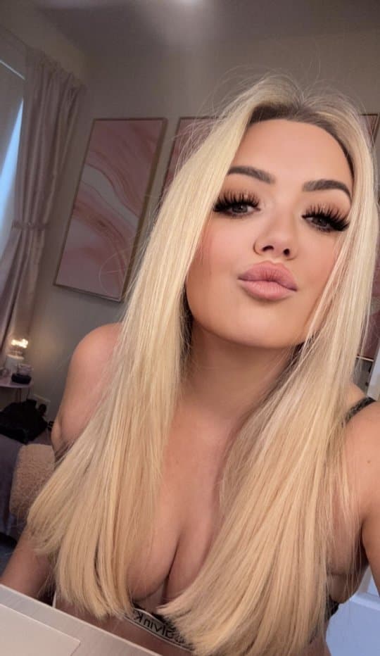 Hot milfs spicy pics leaked