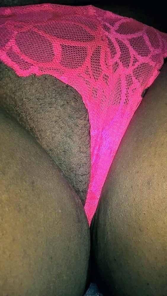 Pretty face pretty pussy