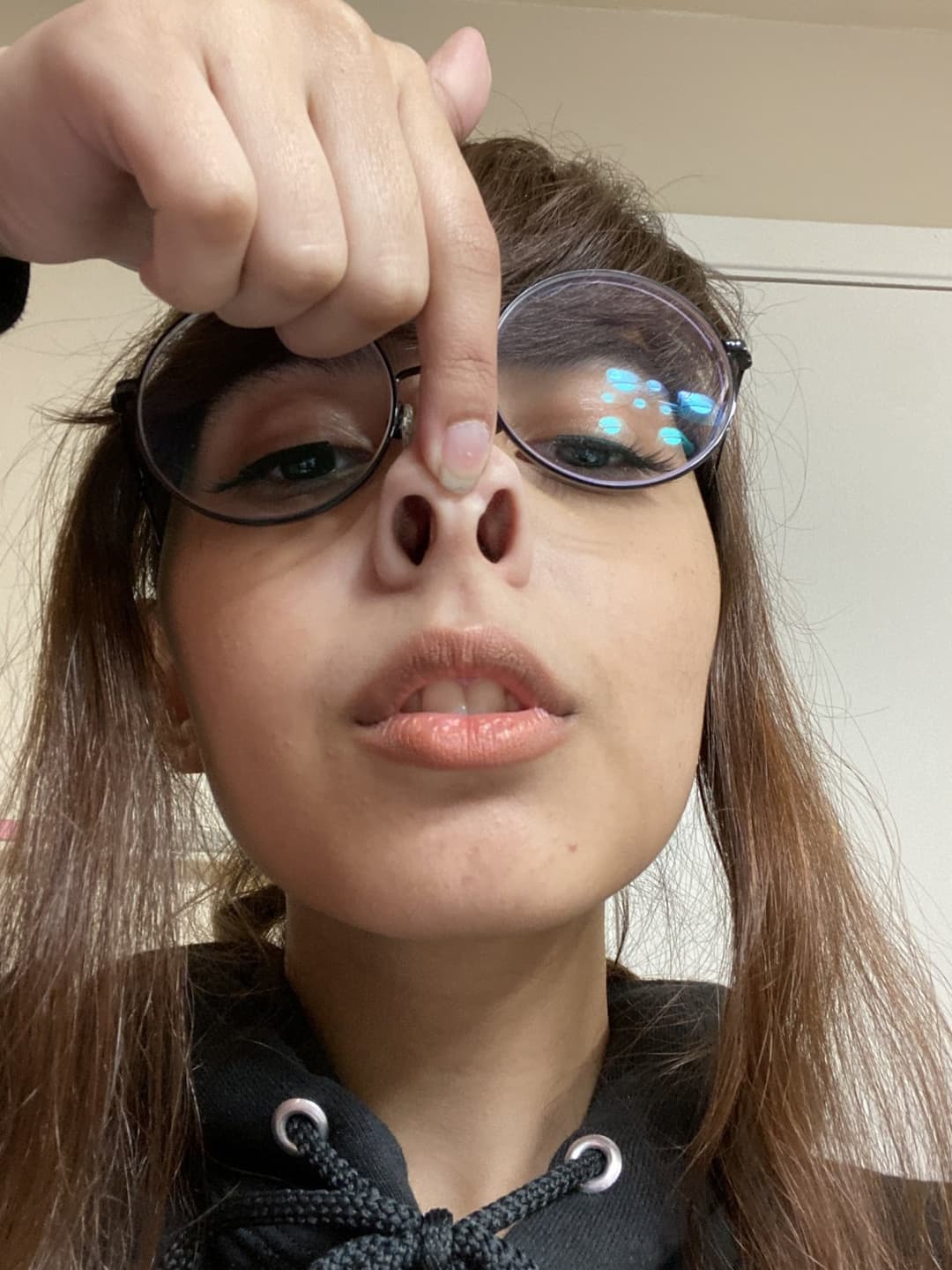 Beefarmr’s nostrils, piggy nose