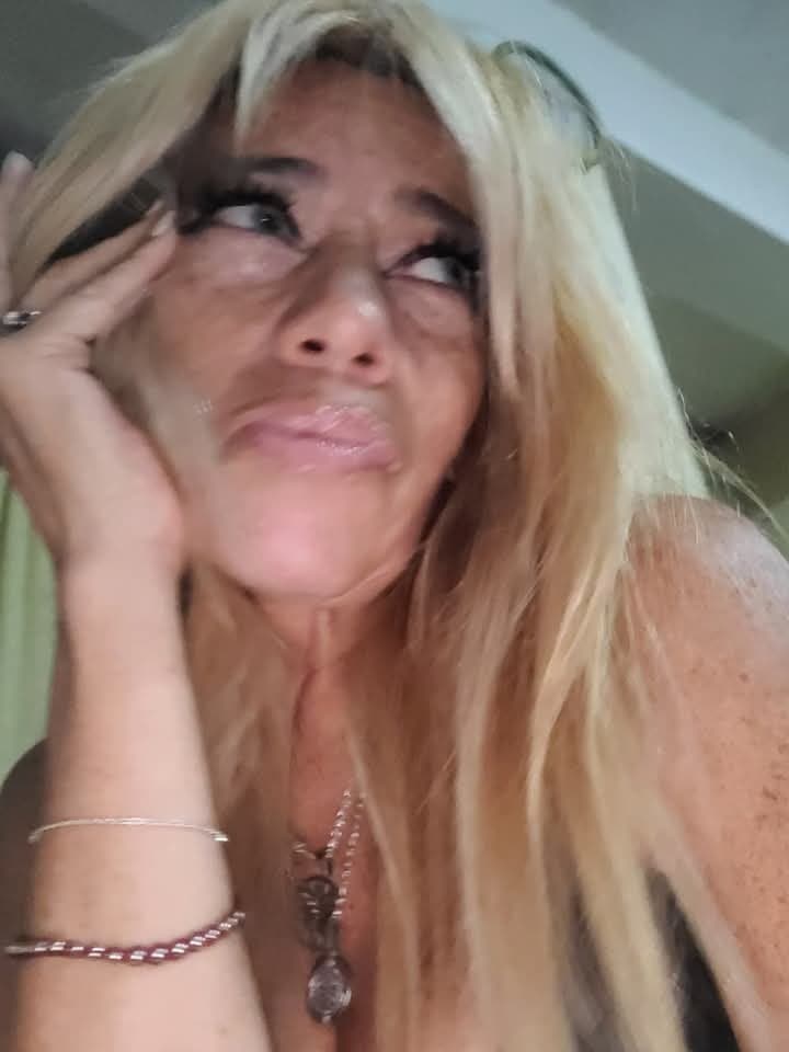 Fabi . Scataazza. Madura argentina. 29 videos con diferentes H. Trio y trio lésestá en @peporiles12