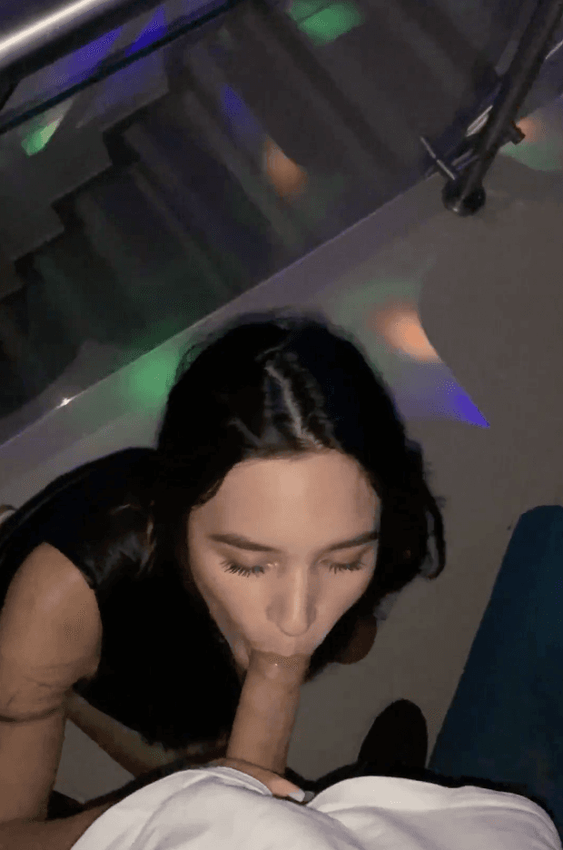 Crazy hot stranger public disco blowjob