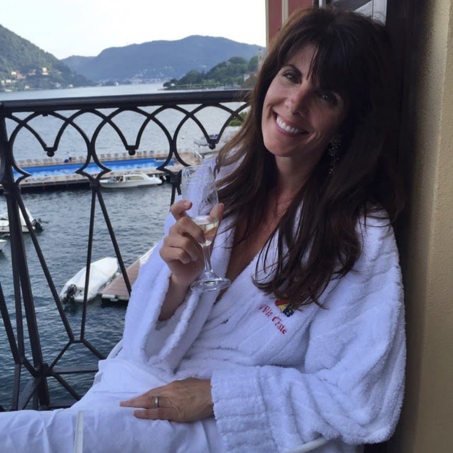 Dee and Alessandra (Mother/Daughter)(Bikini)