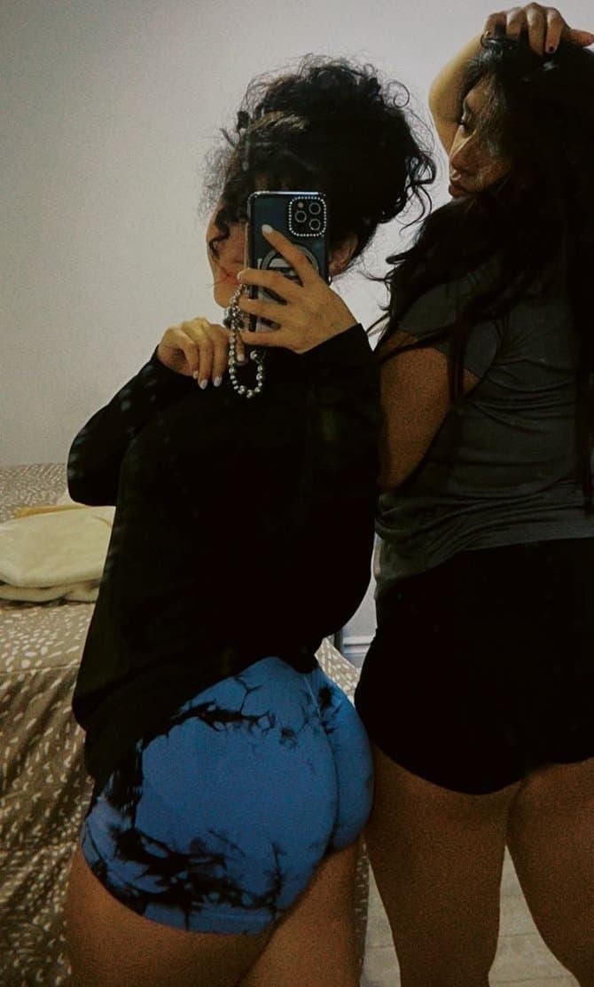 My cousin with her bigbutt