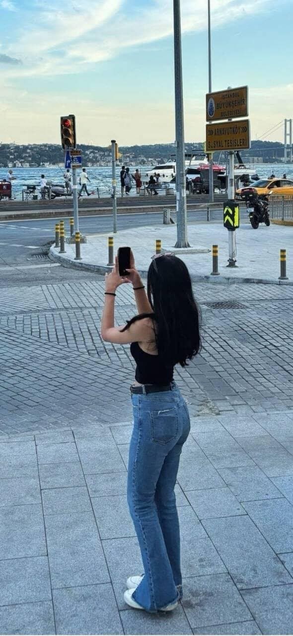 Shy algerian IRL whorthy of your cum