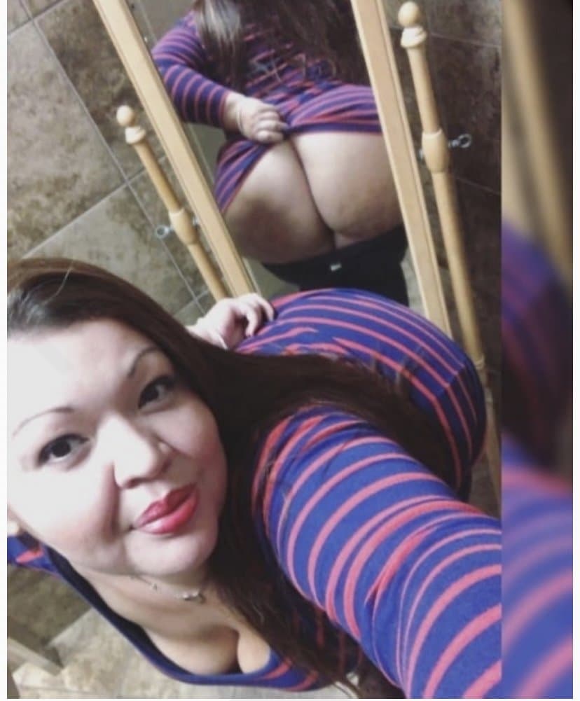 My mother someone please fuck her !!! I’m posting her because she doesn’t listen to me ? have fun