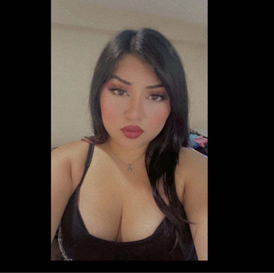 Mireya yamilet lopez latina chicago slut IG:_yamilet21