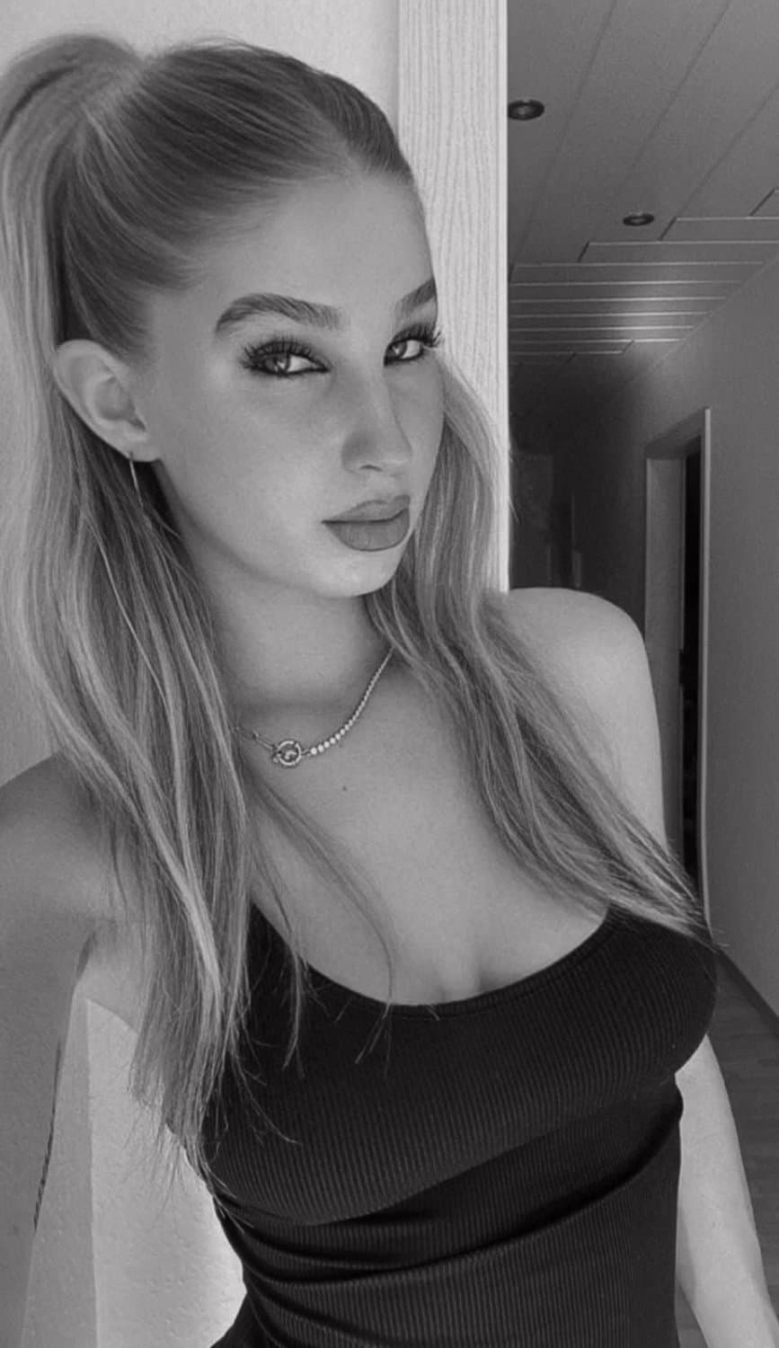 German onlyfans newcomer Teen Repost for nude content