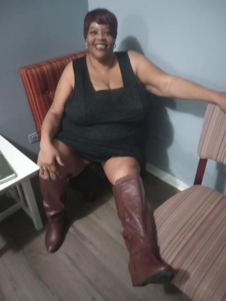 Something About Big Saggy Titty Grannies That Drive Me Crazy. & She Got Em I Would Not Pull Out 79