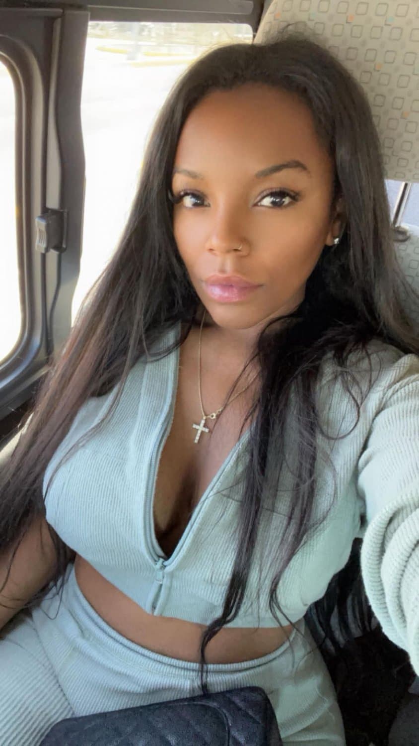 Ebony Queen wants your babies.