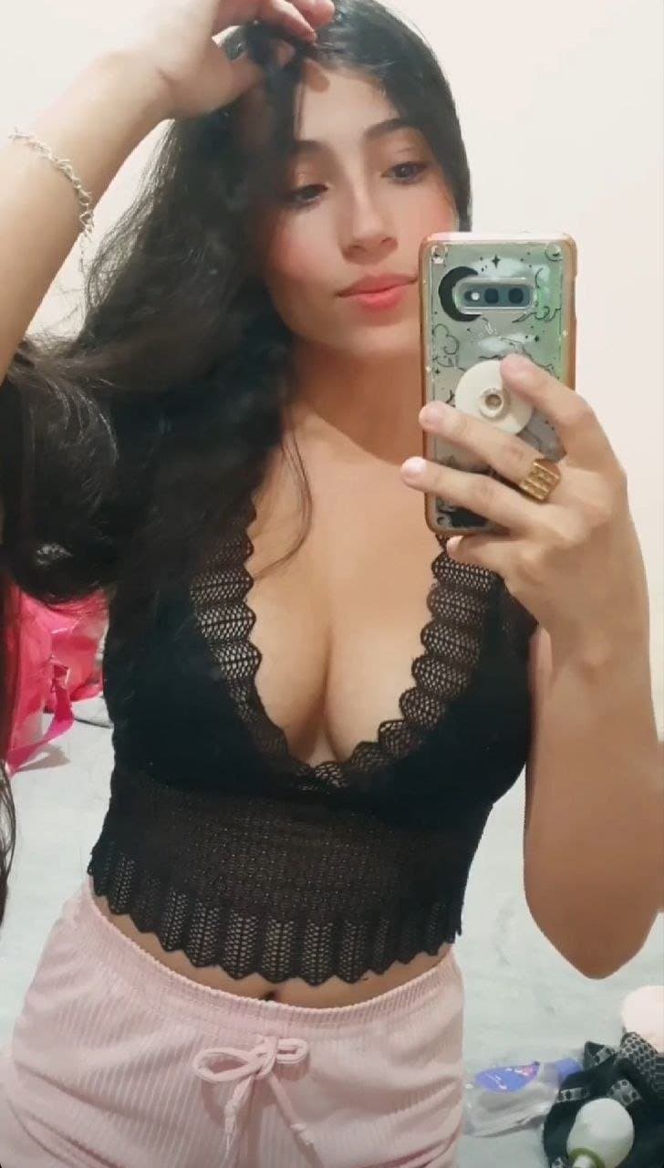 Volvemos con esta nueva putita de buen cuerpo