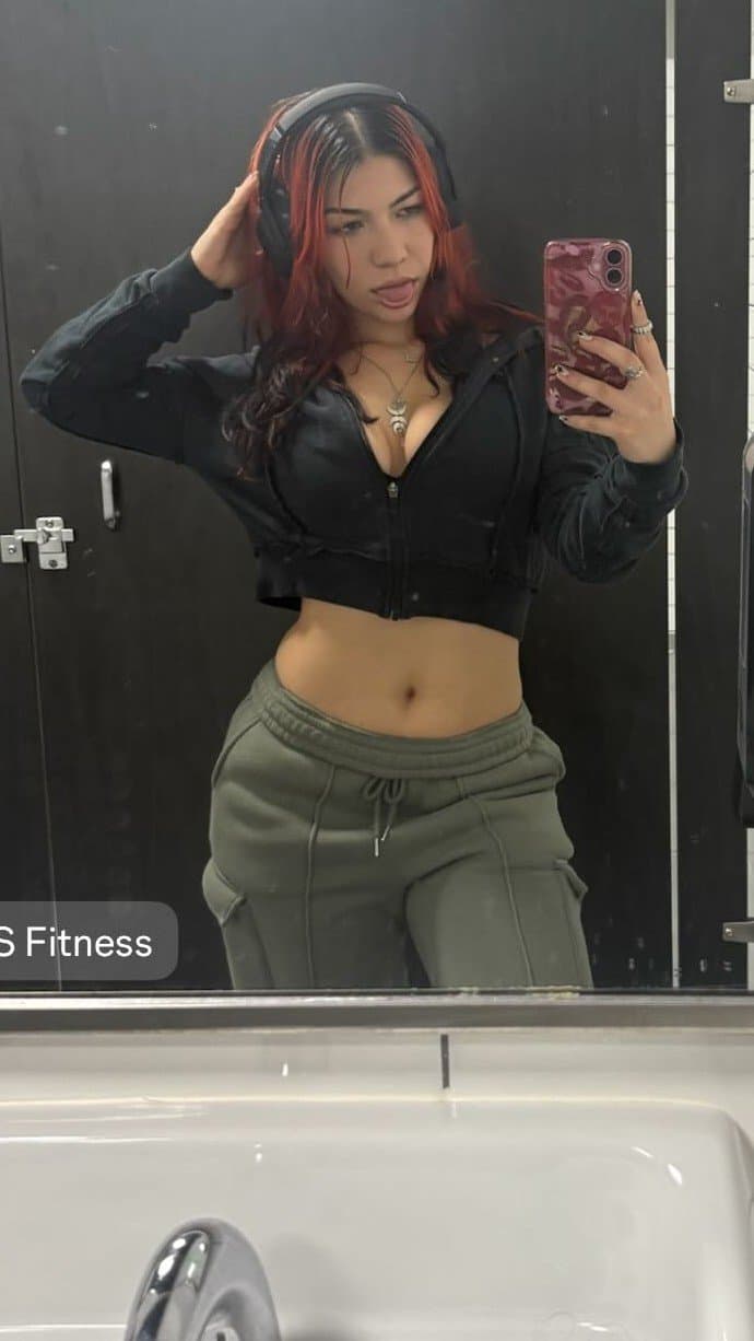 Cheating latina college bbc slut finally let her college mate hit that ass