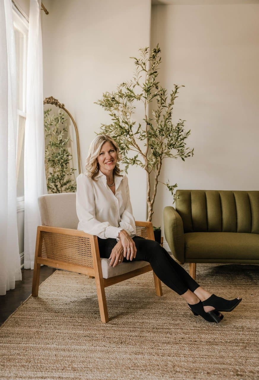 Niki the Business Bitch