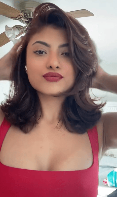 model slut Tora Rozario sucking black balls and photos