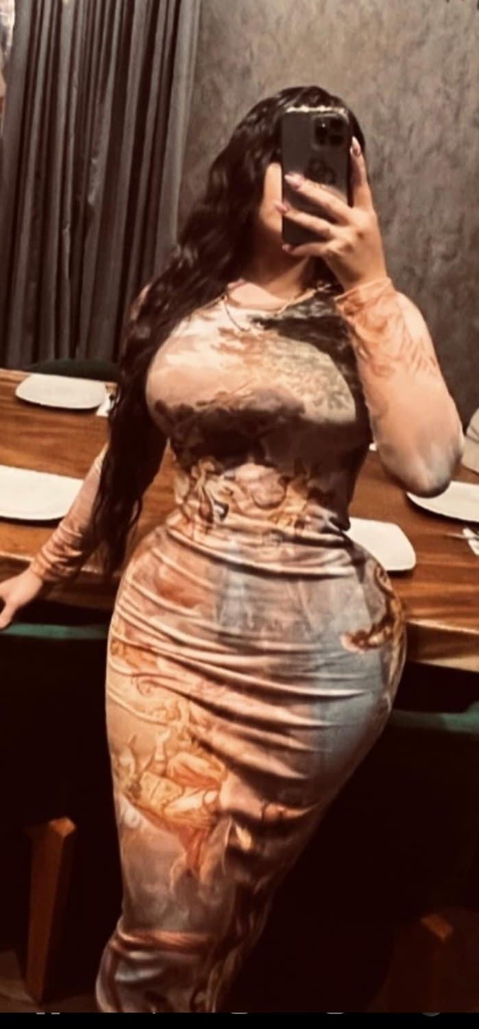 Chica buchona hermosa y de muy buen cuerpo