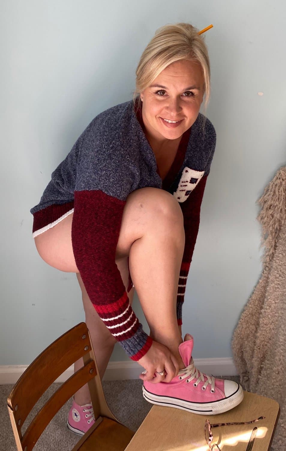 Middle Aged School Teacher Feet & Breasts