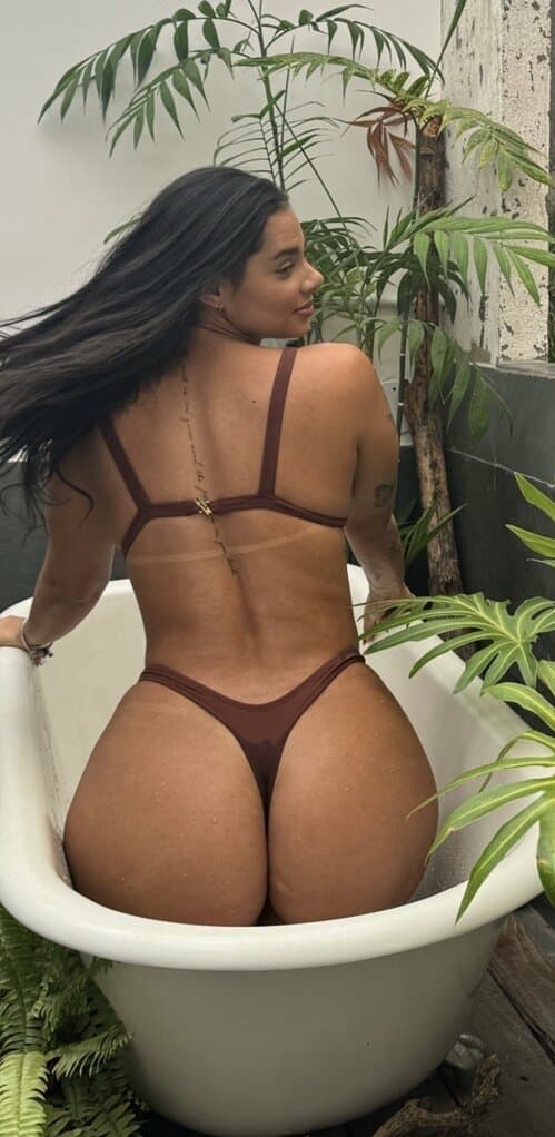 Isabella Duarte, The Brazilian Fleshlight