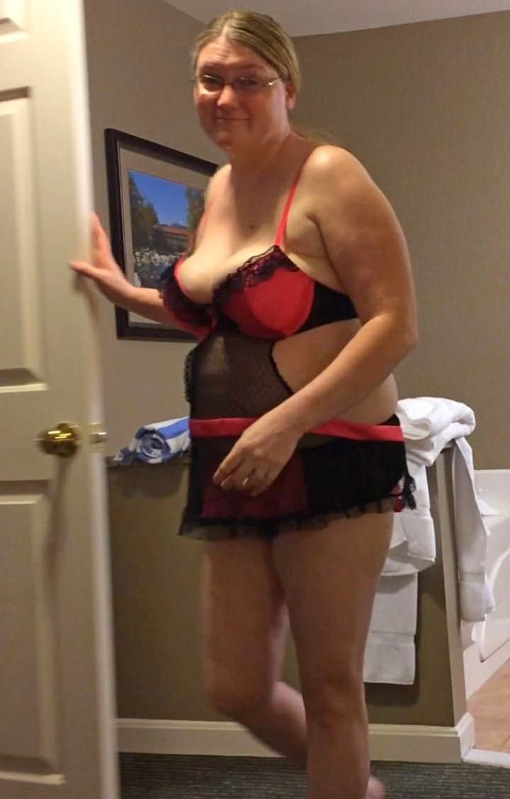 Janna Foglia - Repost Me Hard