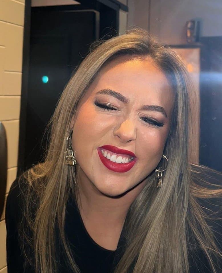 Curvey Little Teen chub. Make her famous